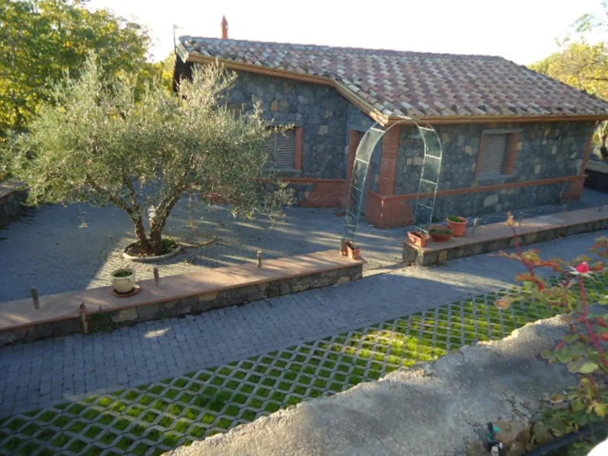 Chalet Casa Monte Etna Maletto Italien