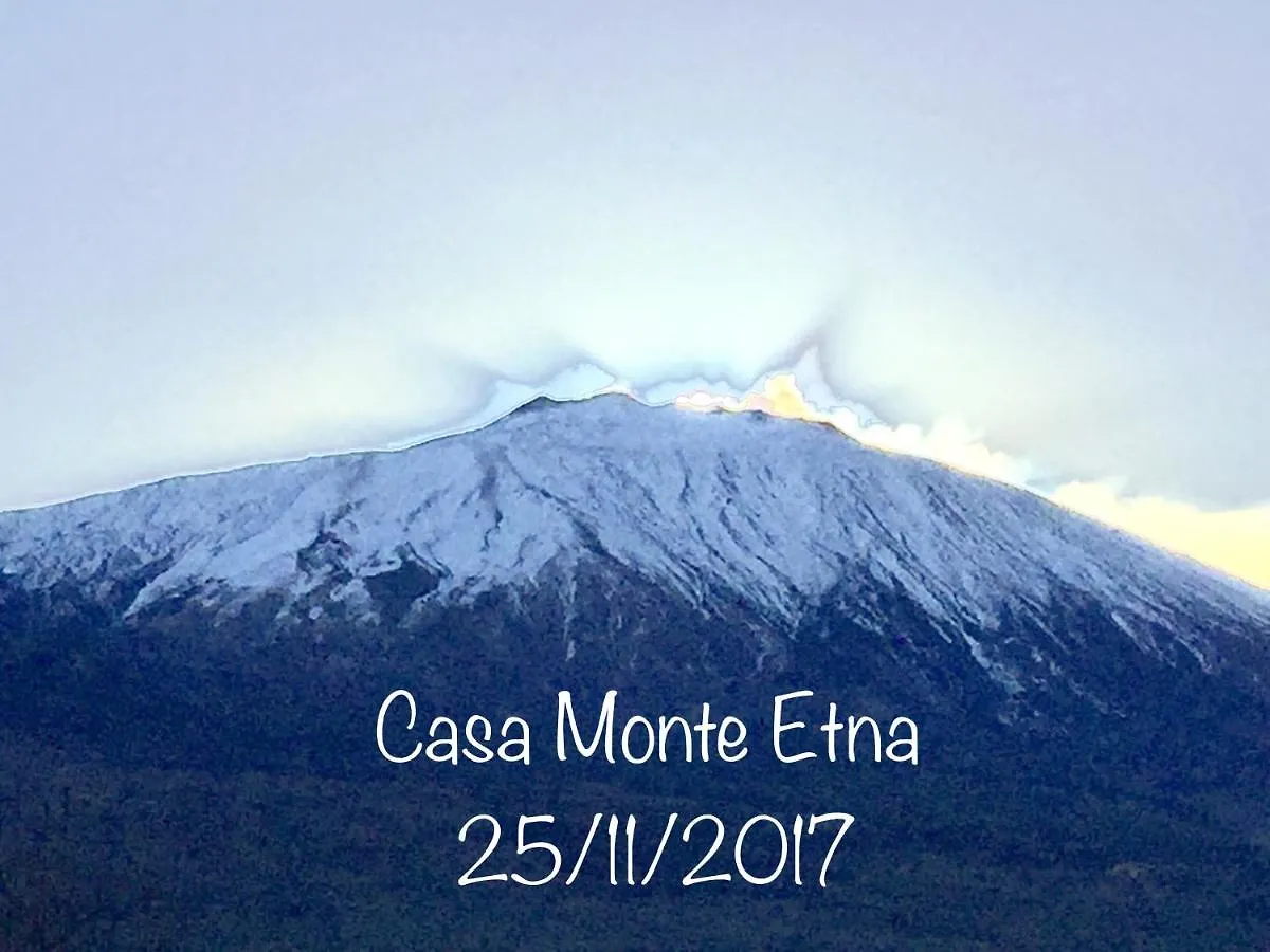 Casa Monte Etna Maletto Chalet